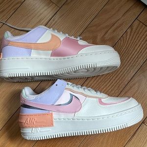 W AF 1 Shadow Nike Sneakers